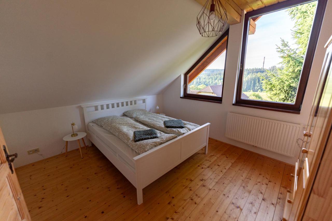 Moderni Sumavska Roubenka S Vyhledem Na Boubin Villa Vimperk Dış mekan fotoğraf