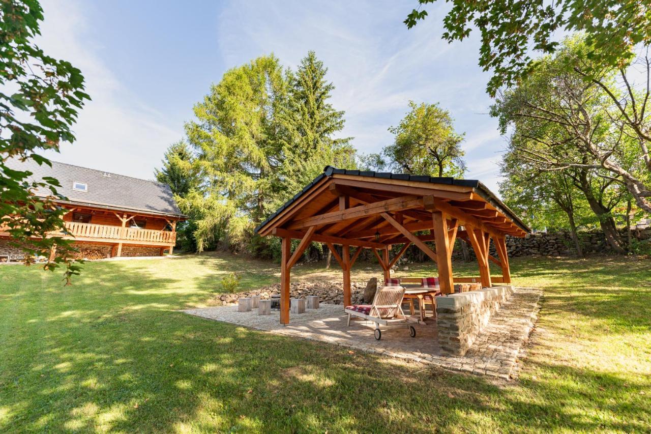 Moderni Sumavska Roubenka S Vyhledem Na Boubin Villa Vimperk Dış mekan fotoğraf